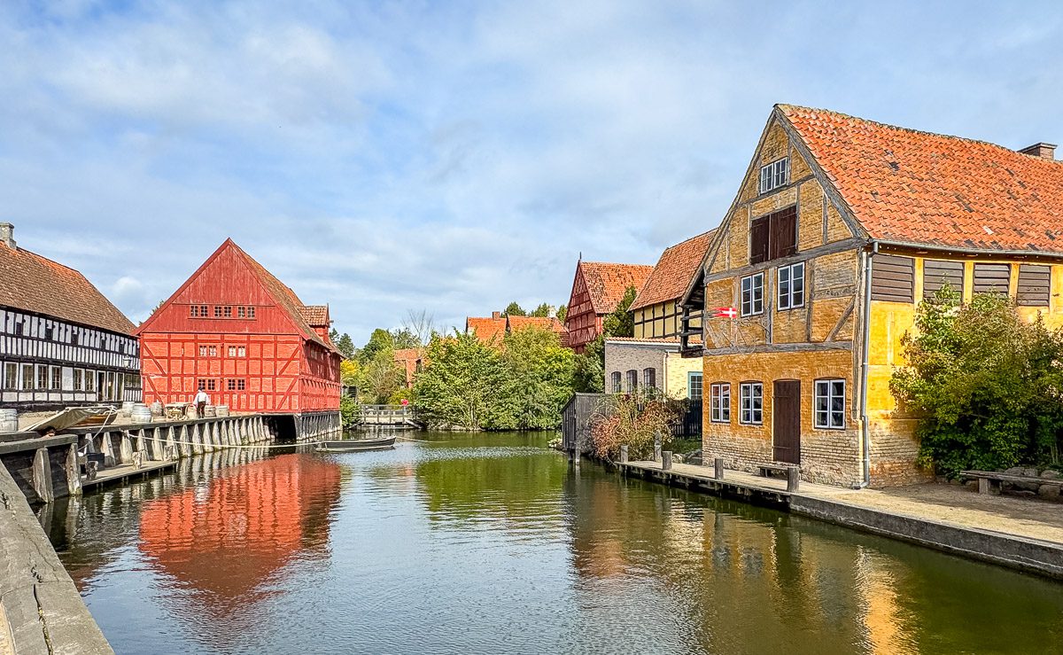 Den Gamle By Aarhus - Fachwerkhäuser am Fluss