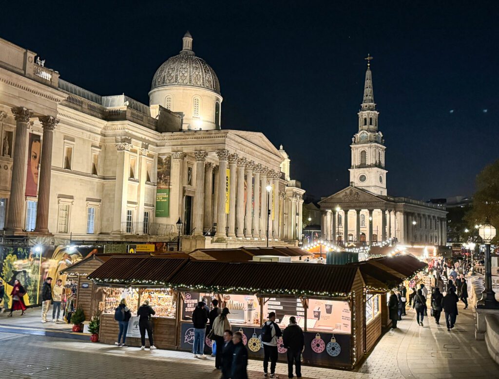 Trafalgar Square London in der Vorweihnachtszeit