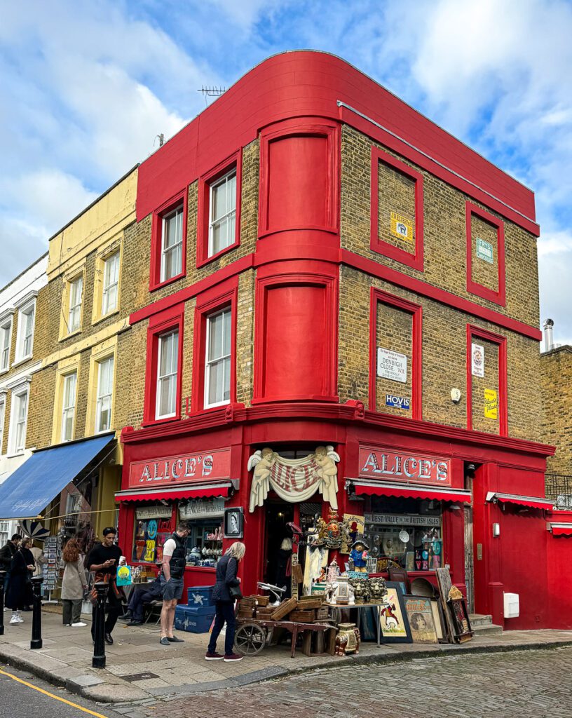 Antiquitäten in Notting Hill, London